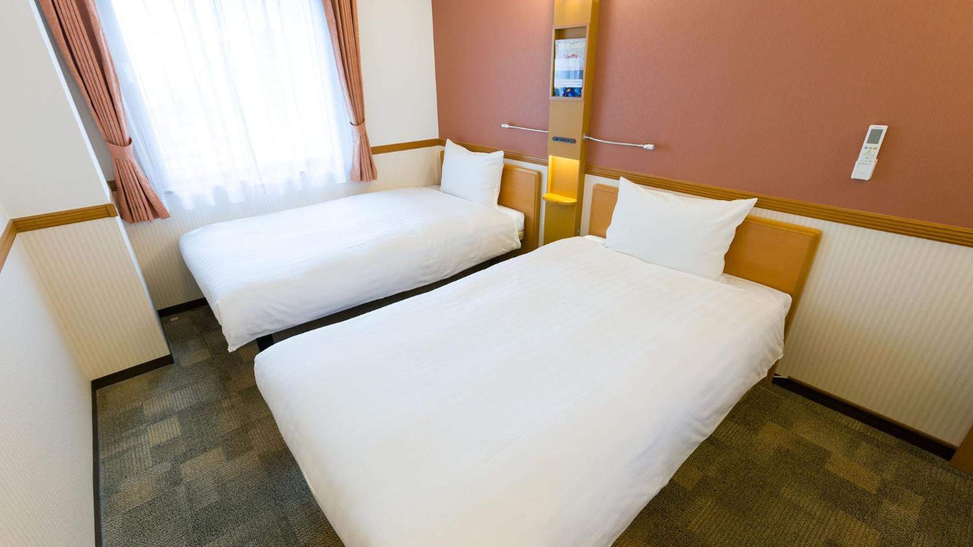 Toyoko Inn Hakata-Eki Bus Terminal Mae Фукуока Номер фото